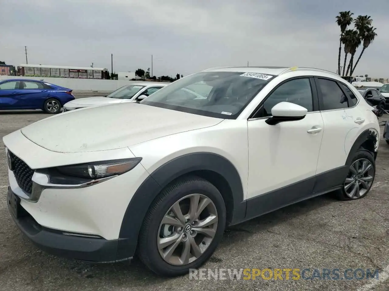 1 Photograph of a damaged car 3MVDMBCM2RM664132 MAZDA CX30 2024