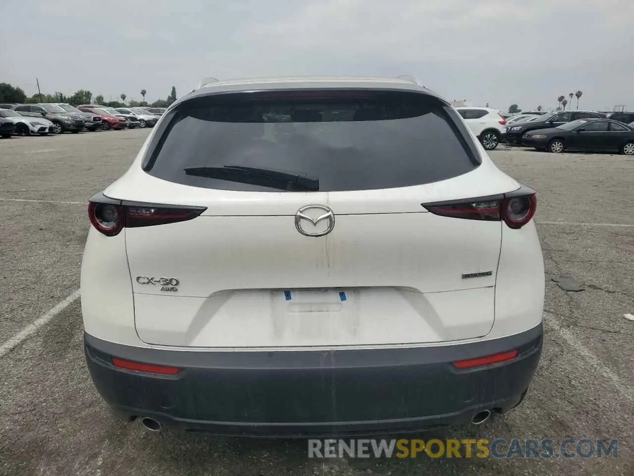 6 Photograph of a damaged car 3MVDMBCM2RM664132 MAZDA CX30 2024