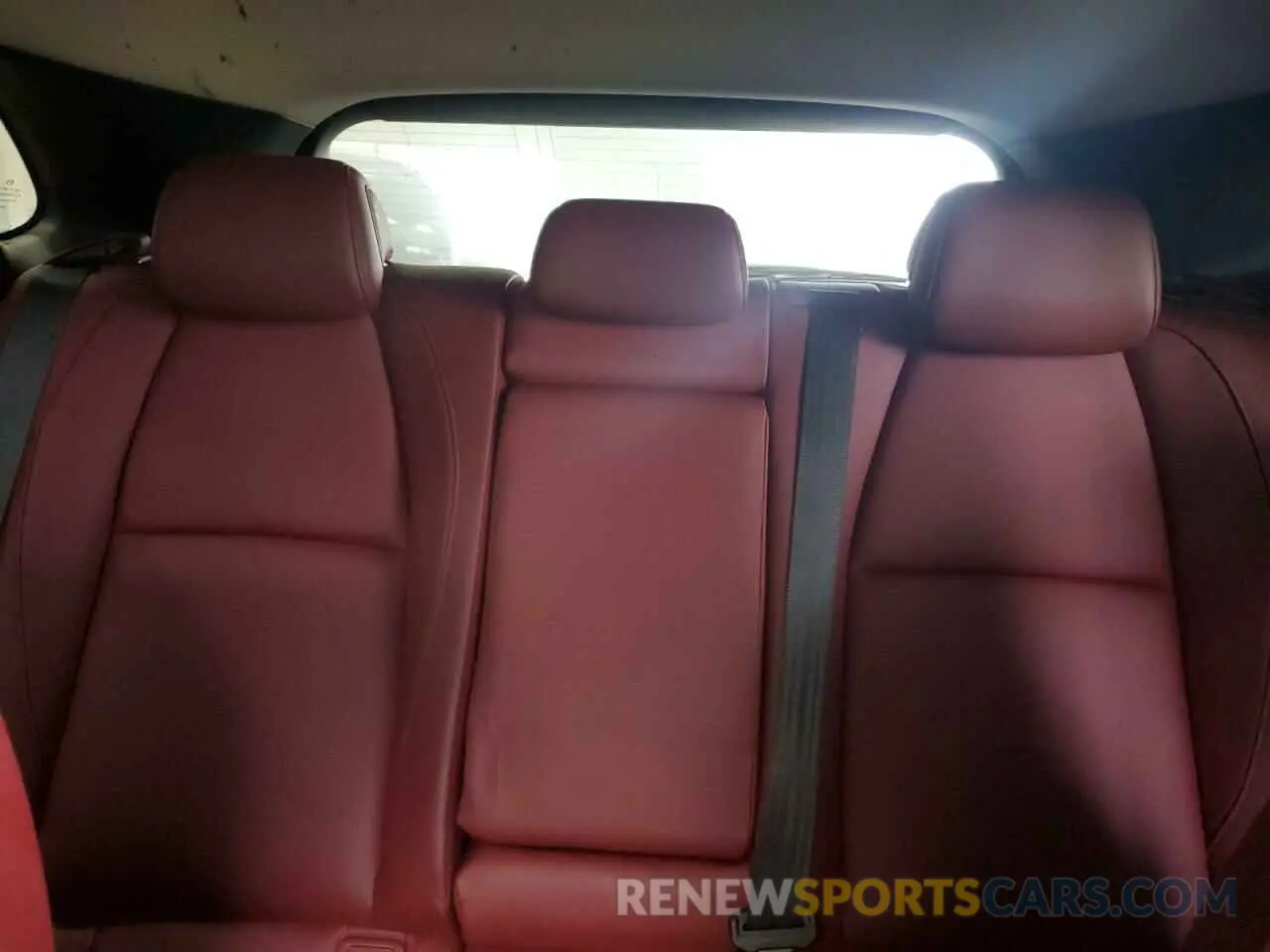 10 Photograph of a damaged car 3MVDMBCM3RM611391 MAZDA CX30 2024