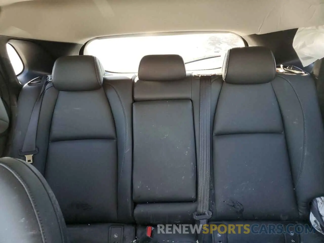 10 Photograph of a damaged car 3MVDMBCM4RM705151 MAZDA CX30 2024