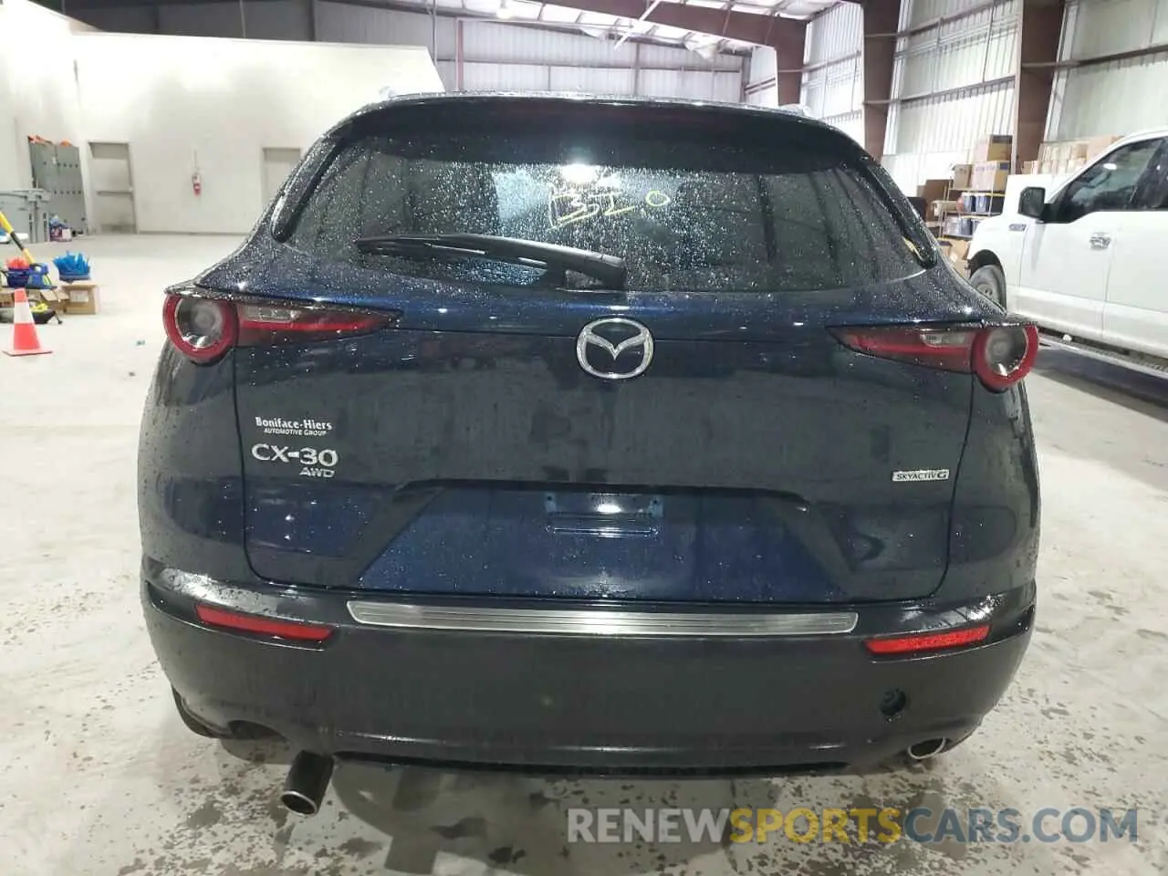 6 Photograph of a damaged car 3MVDMBCM5RM635014 MAZDA CX30 2024