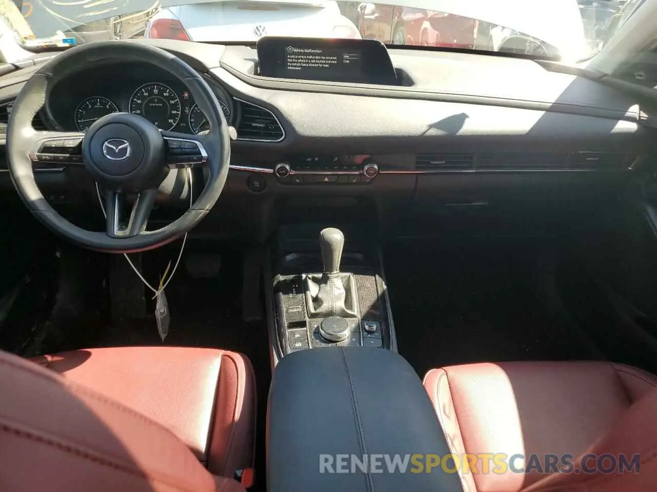 8 Photograph of a damaged car 3MVDMBCM5RM636082 MAZDA CX30 2024