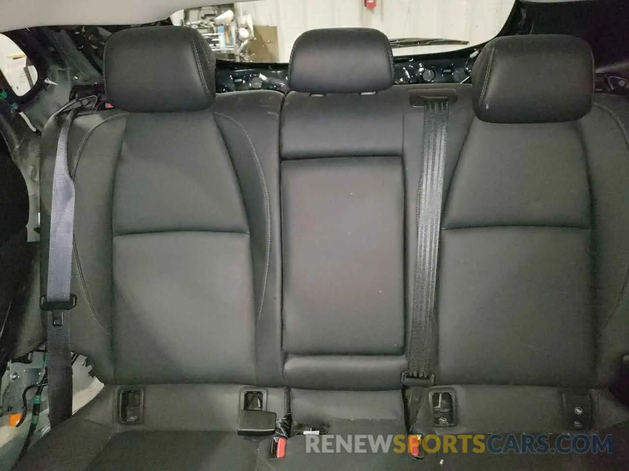 10 Photograph of a damaged car 3MVDMBCM5RM667266 MAZDA CX30 2024