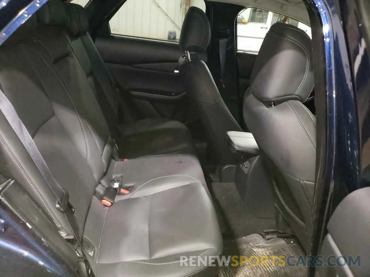 11 Photograph of a damaged car 3MVDMBCM5RM667266 MAZDA CX30 2024