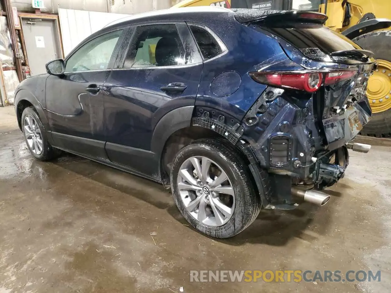2 Photograph of a damaged car 3MVDMBCM5RM667266 MAZDA CX30 2024