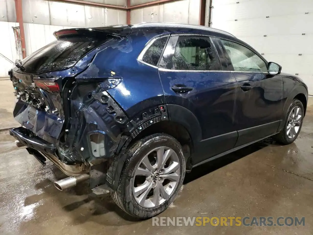 3 Photograph of a damaged car 3MVDMBCM5RM667266 MAZDA CX30 2024