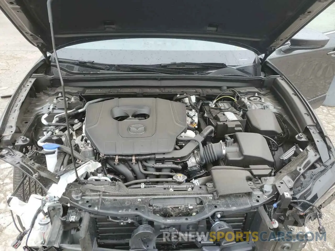 12 Photograph of a damaged car 3MVDMBCM6RM616634 MAZDA CX30 2024