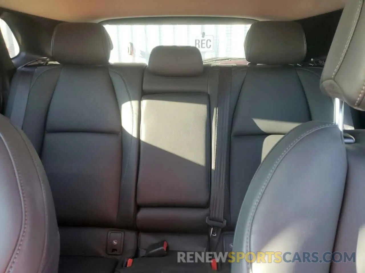 10 Photograph of a damaged car 3MVDMBCM7RM607148 MAZDA CX30 2024