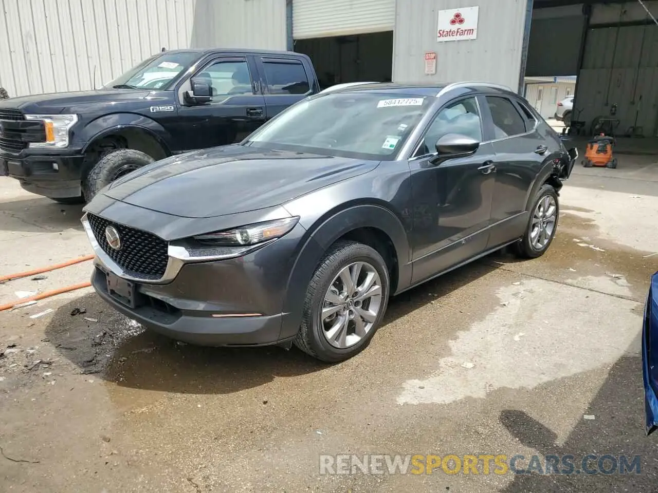 1 Photograph of a damaged car 3MVDMBCM7RM616030 MAZDA CX30 2024
