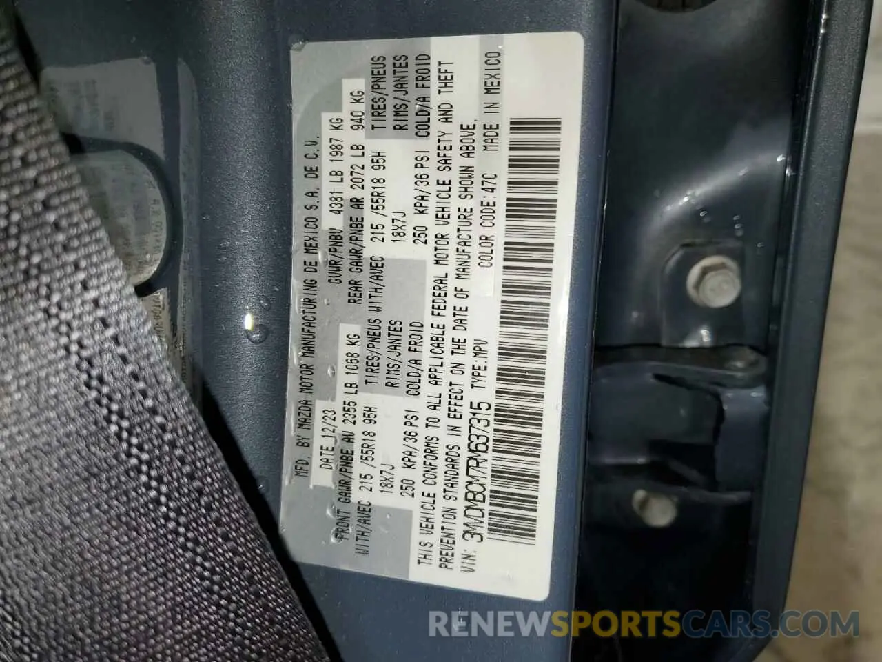 12 Photograph of a damaged car 3MVDMBCM7RM637315 MAZDA CX30 2024