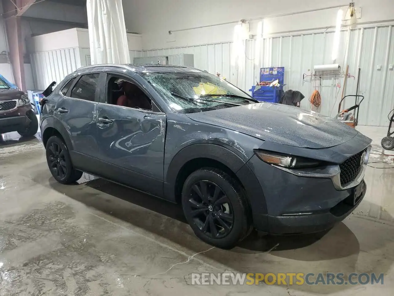 4 Photograph of a damaged car 3MVDMBCM7RM637315 MAZDA CX30 2024