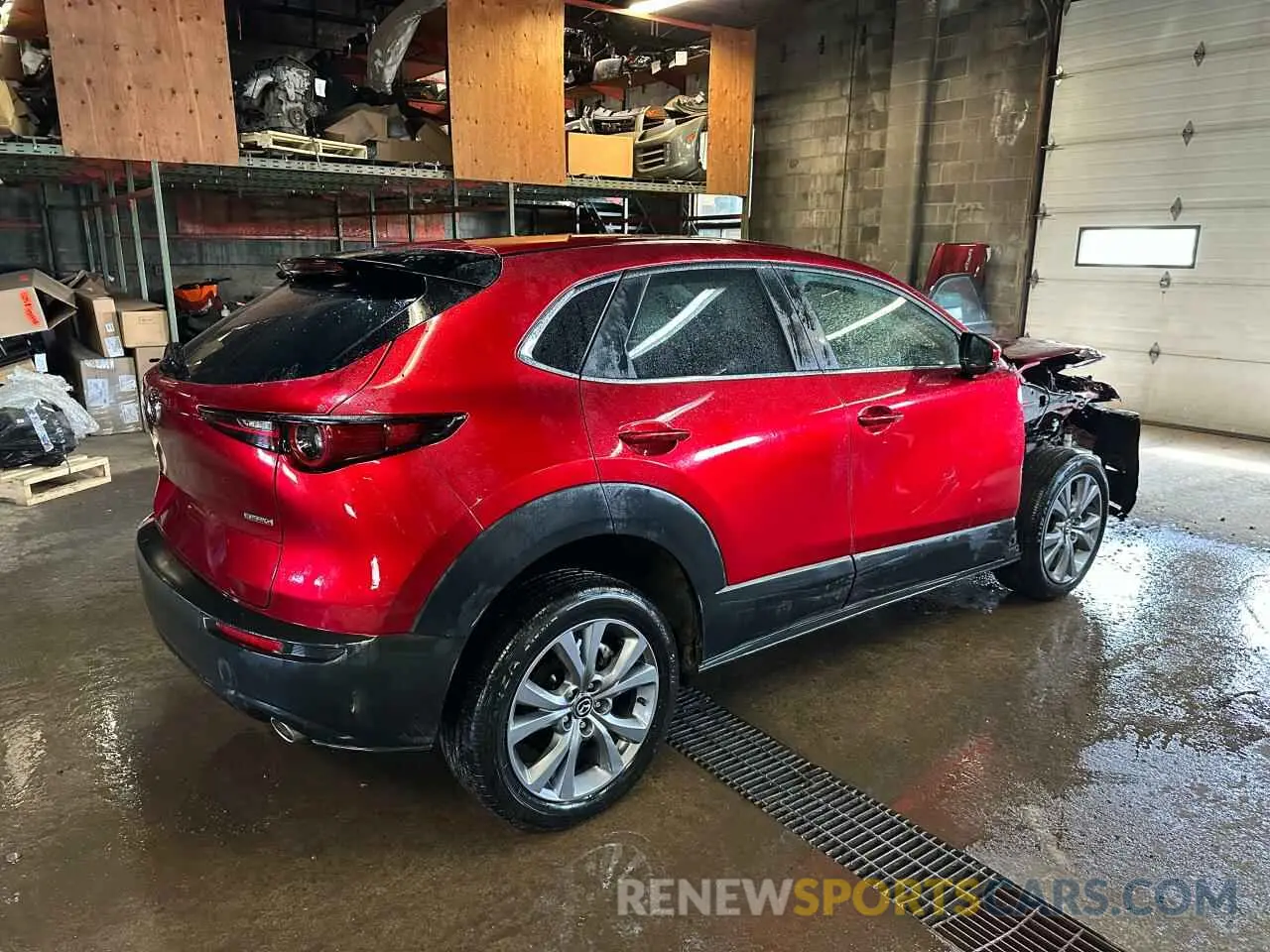 3 Photograph of a damaged car 3MVDMBCM7RM695957 MAZDA CX30 2024