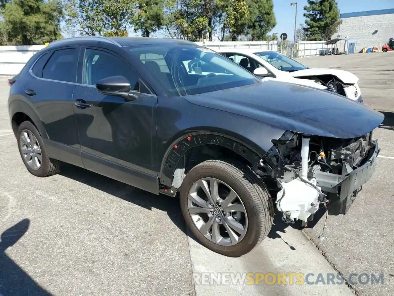 4 Photograph of a damaged car 3MVDMBCM8RM612102 MAZDA CX30 2024