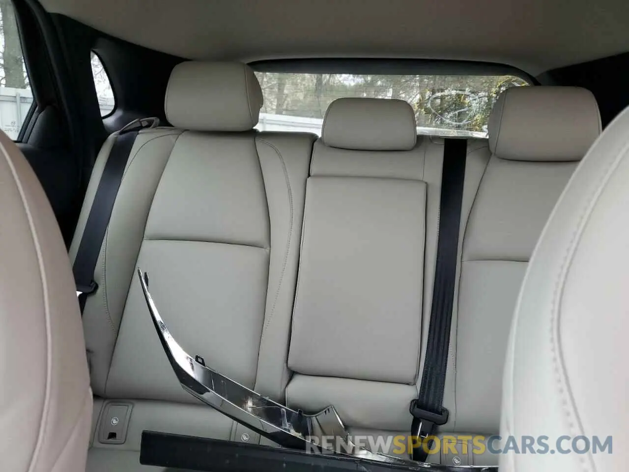 10 Photograph of a damaged car 3MVDMBCMXRM615213 MAZDA CX30 2024