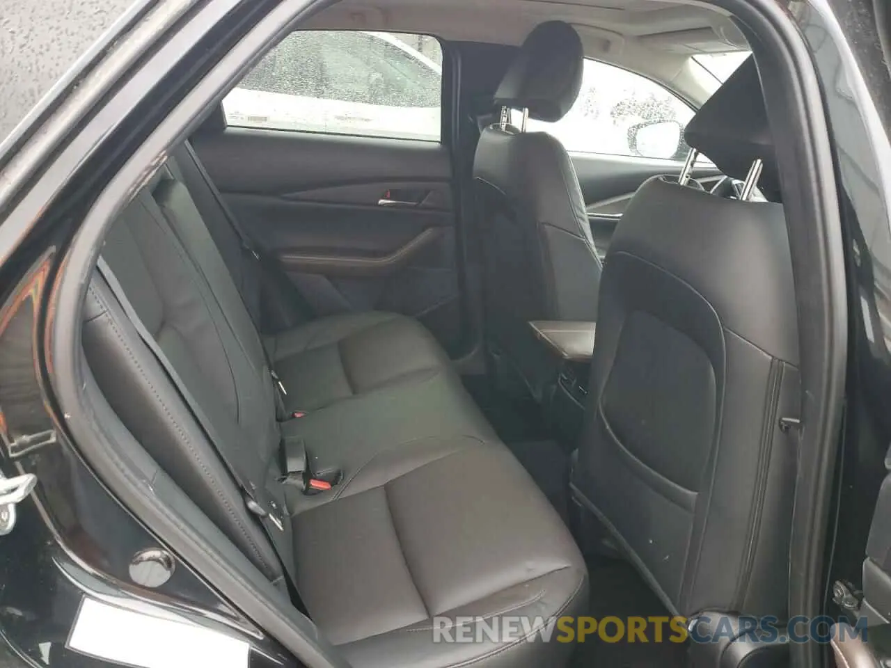 10 Photograph of a damaged car 3MVDMBDM1RM680465 MAZDA CX30 2024