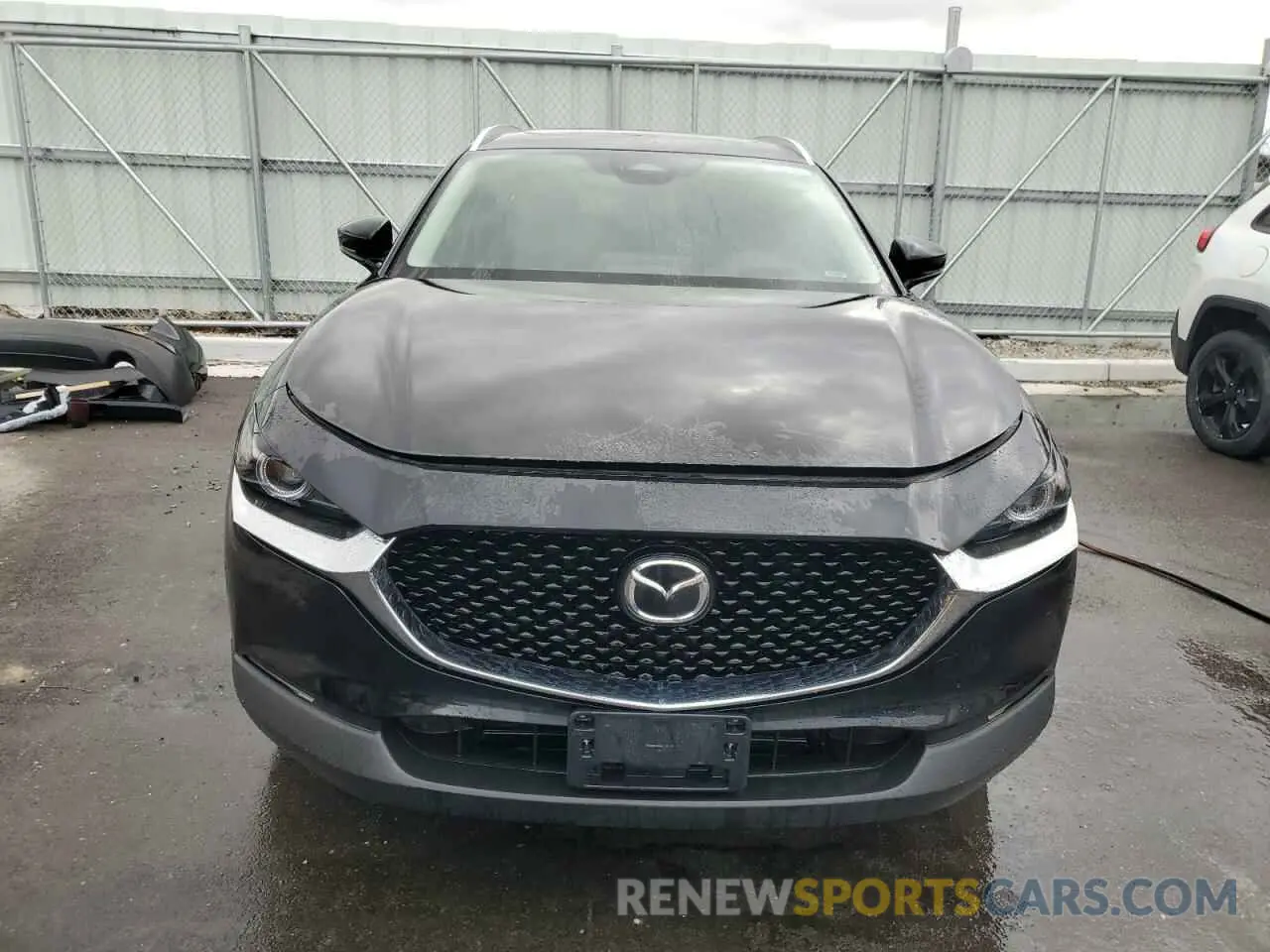 5 Photograph of a damaged car 3MVDMBDM1RM680465 MAZDA CX30 2024