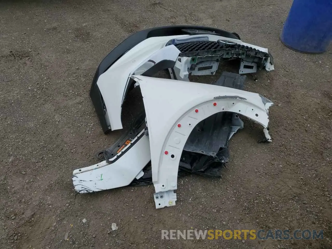 13 Photograph of a damaged car 3MVDMBDM2RM613812 MAZDA CX30 2024
