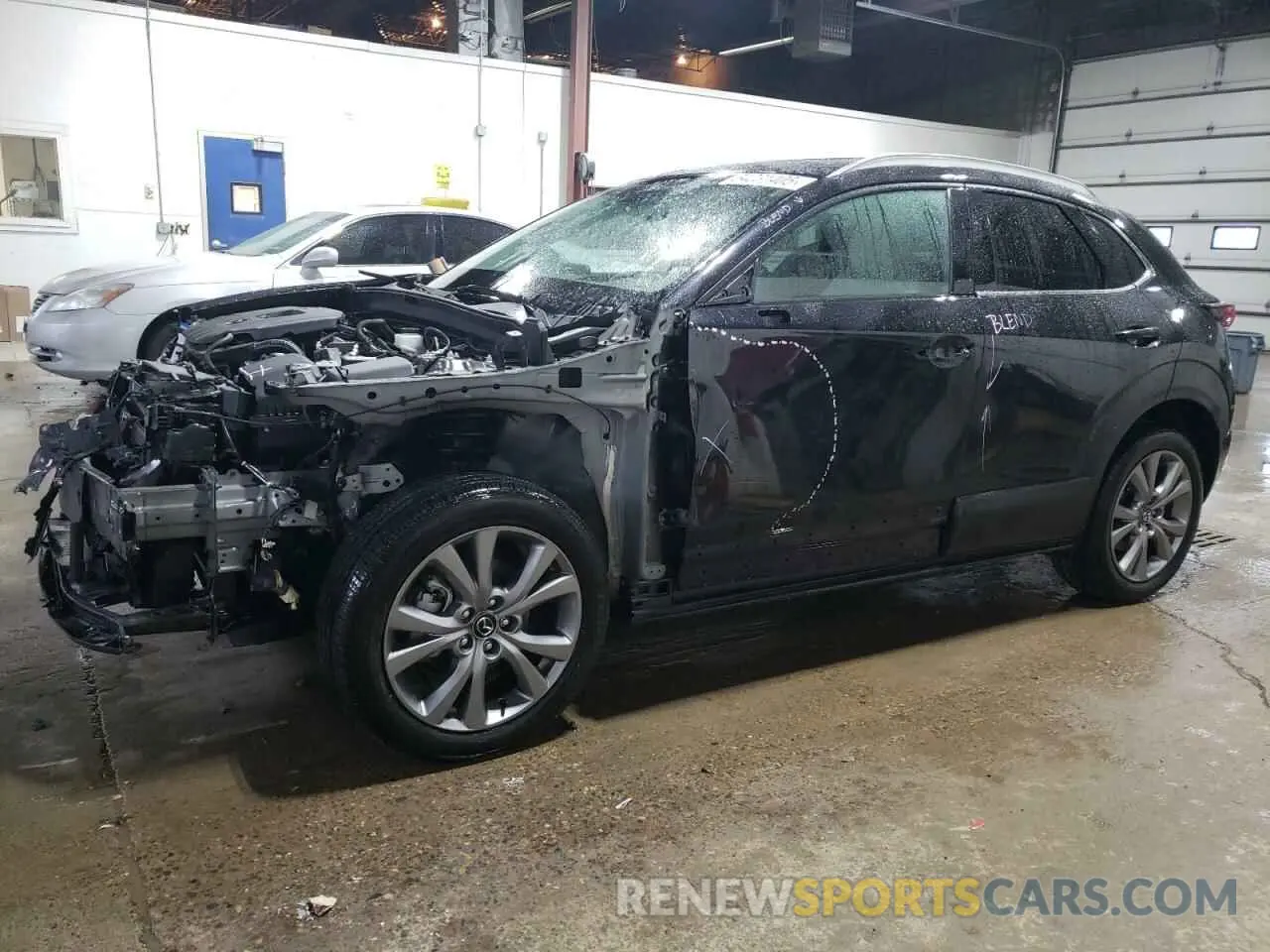 1 Photograph of a damaged car 3MVDMBDMXRM674650 MAZDA CX30 2024