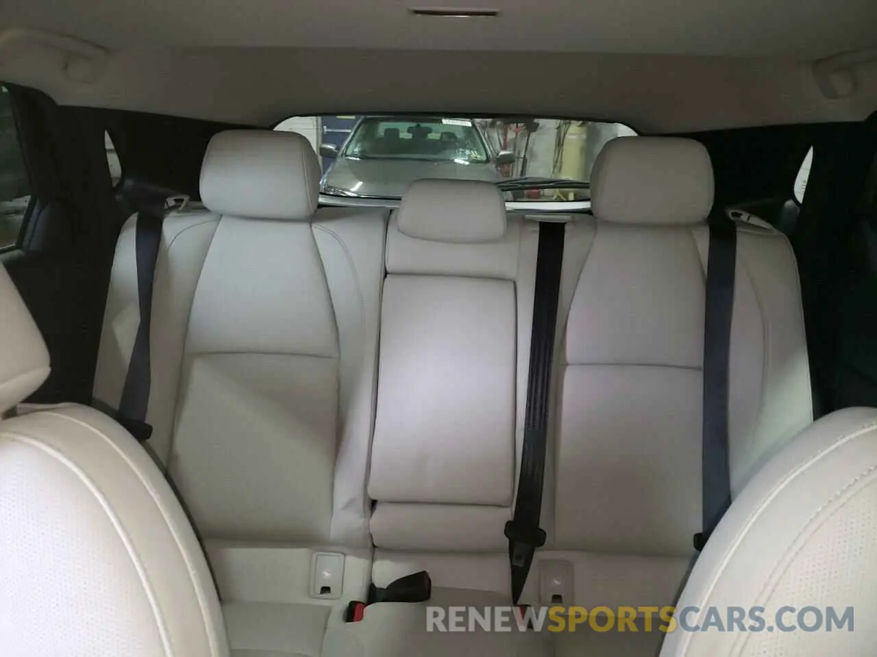 10 Photograph of a damaged car 3MVDMBDMXRM674650 MAZDA CX30 2024