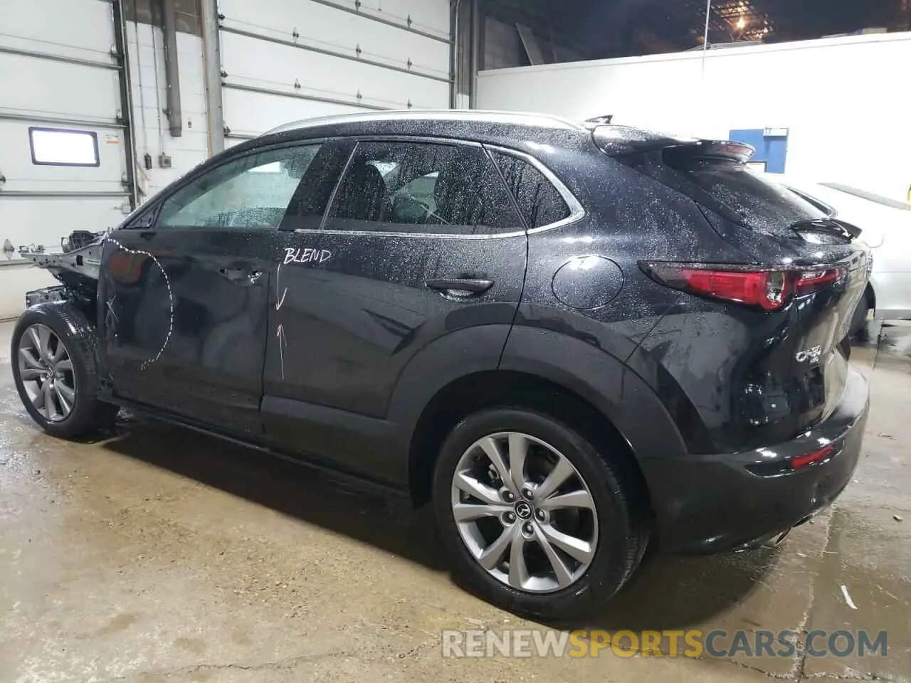 2 Photograph of a damaged car 3MVDMBDMXRM674650 MAZDA CX30 2024