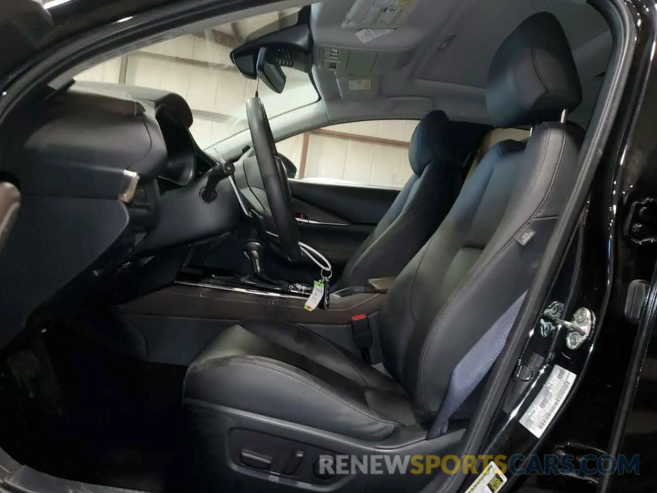 7 Photograph of a damaged car 3MVDMBDY4RM689826 MAZDA CX30 2024