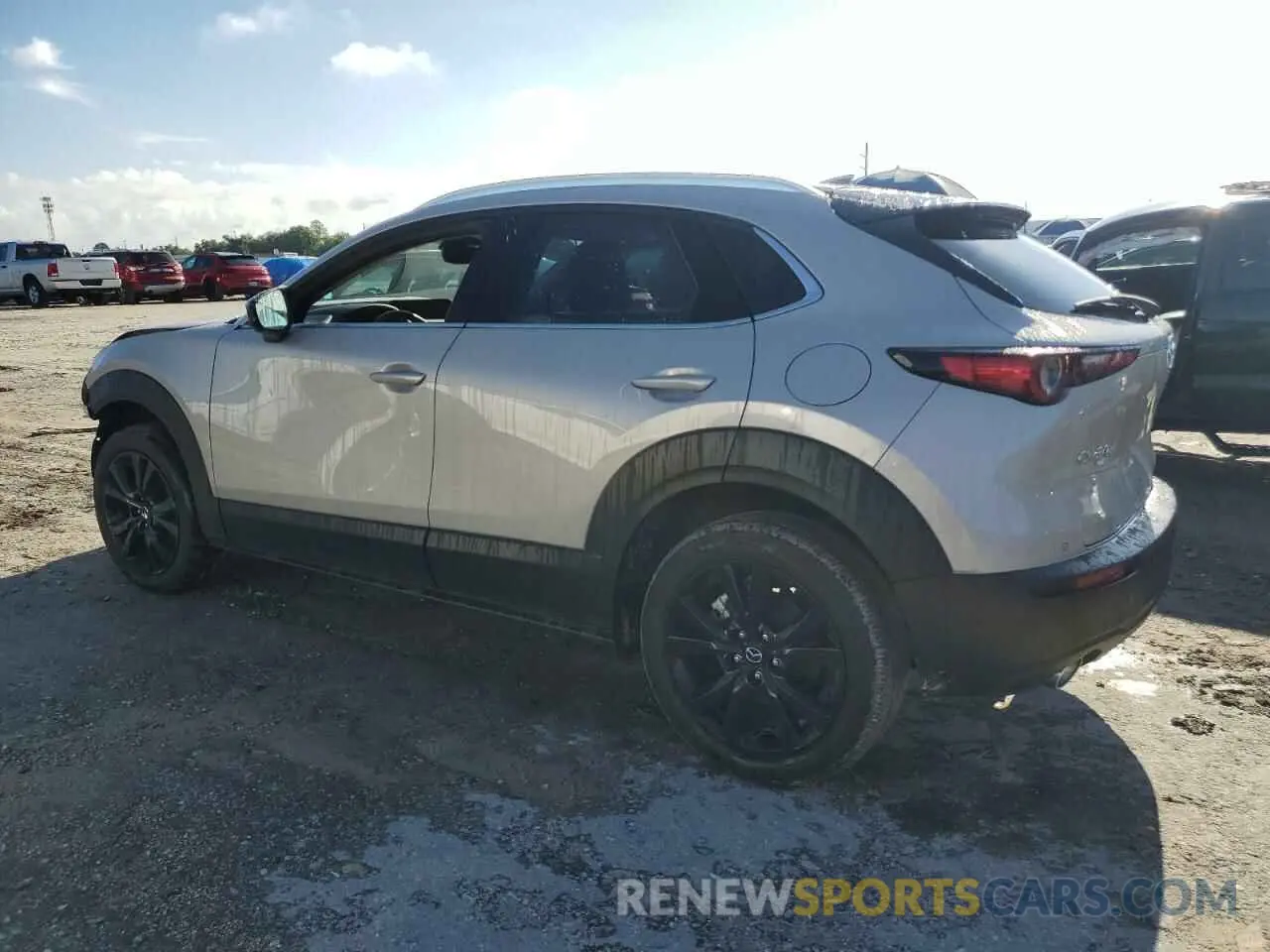 2 Photograph of a damaged car 3MVDMBEY5RM660110 MAZDA CX30 2024