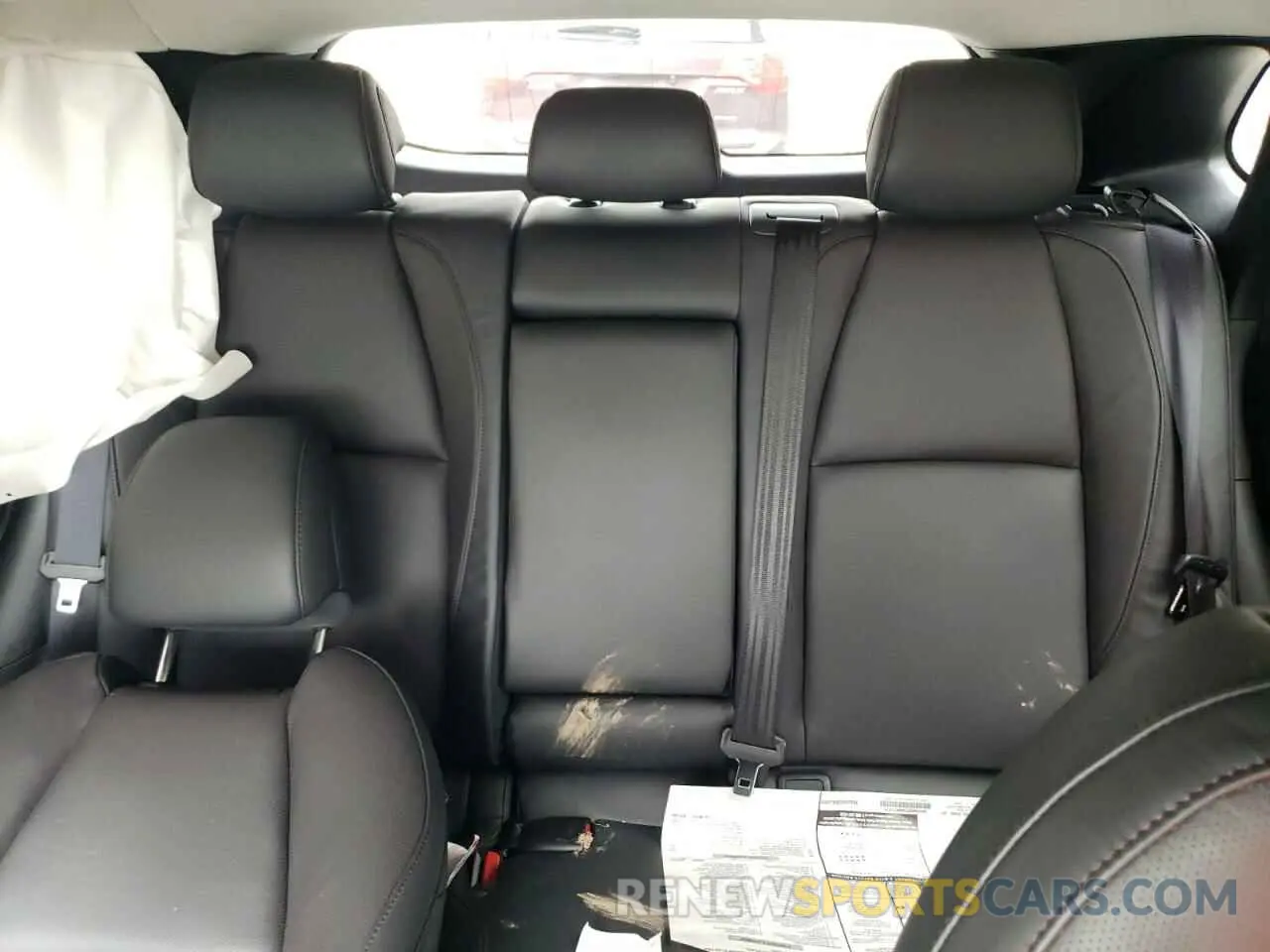 10 Photograph of a damaged car 3MVDMBEY8RM715116 MAZDA CX30 2024