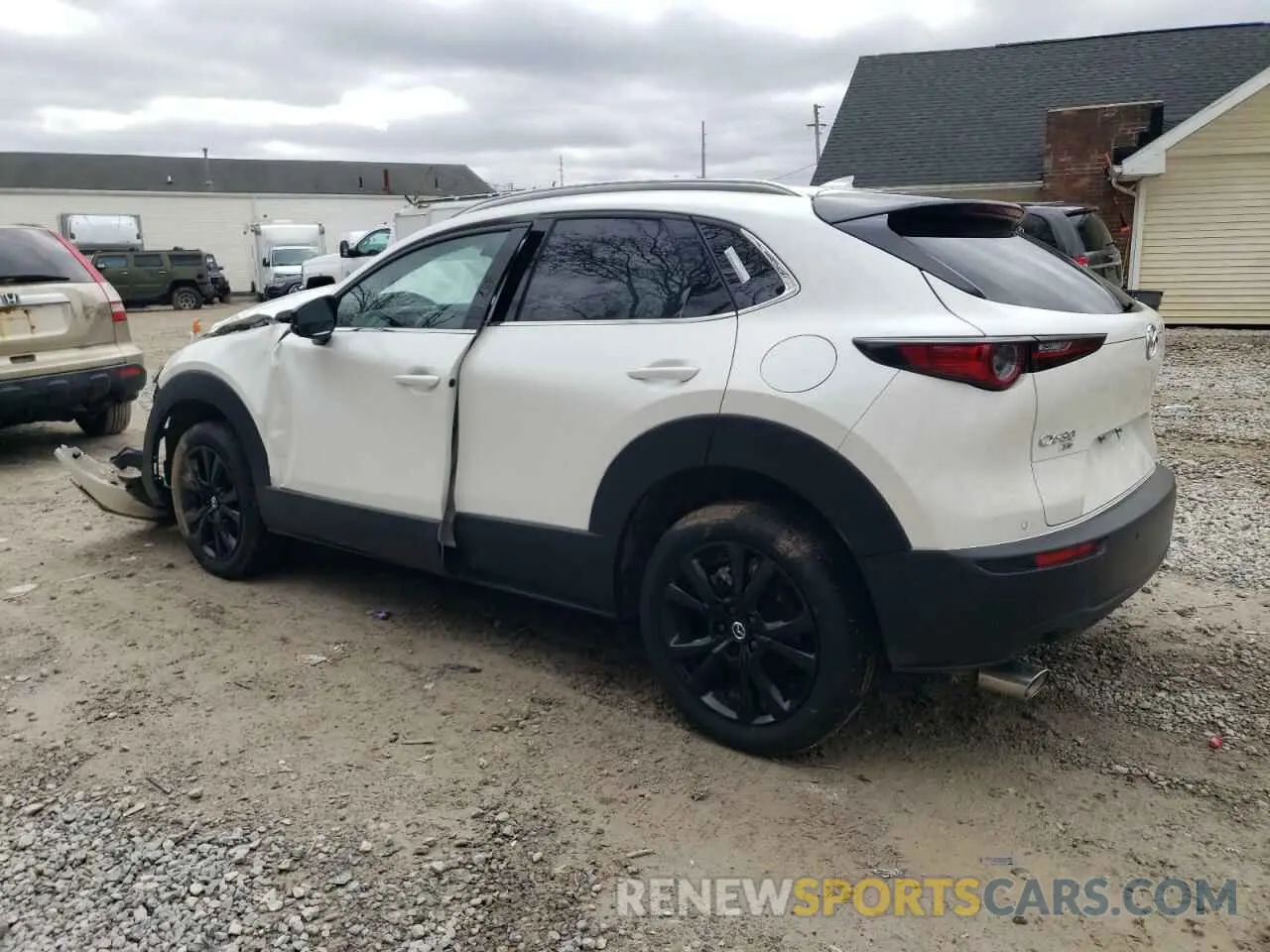 2 Photograph of a damaged car 3MVDMBEY8RM715116 MAZDA CX30 2024