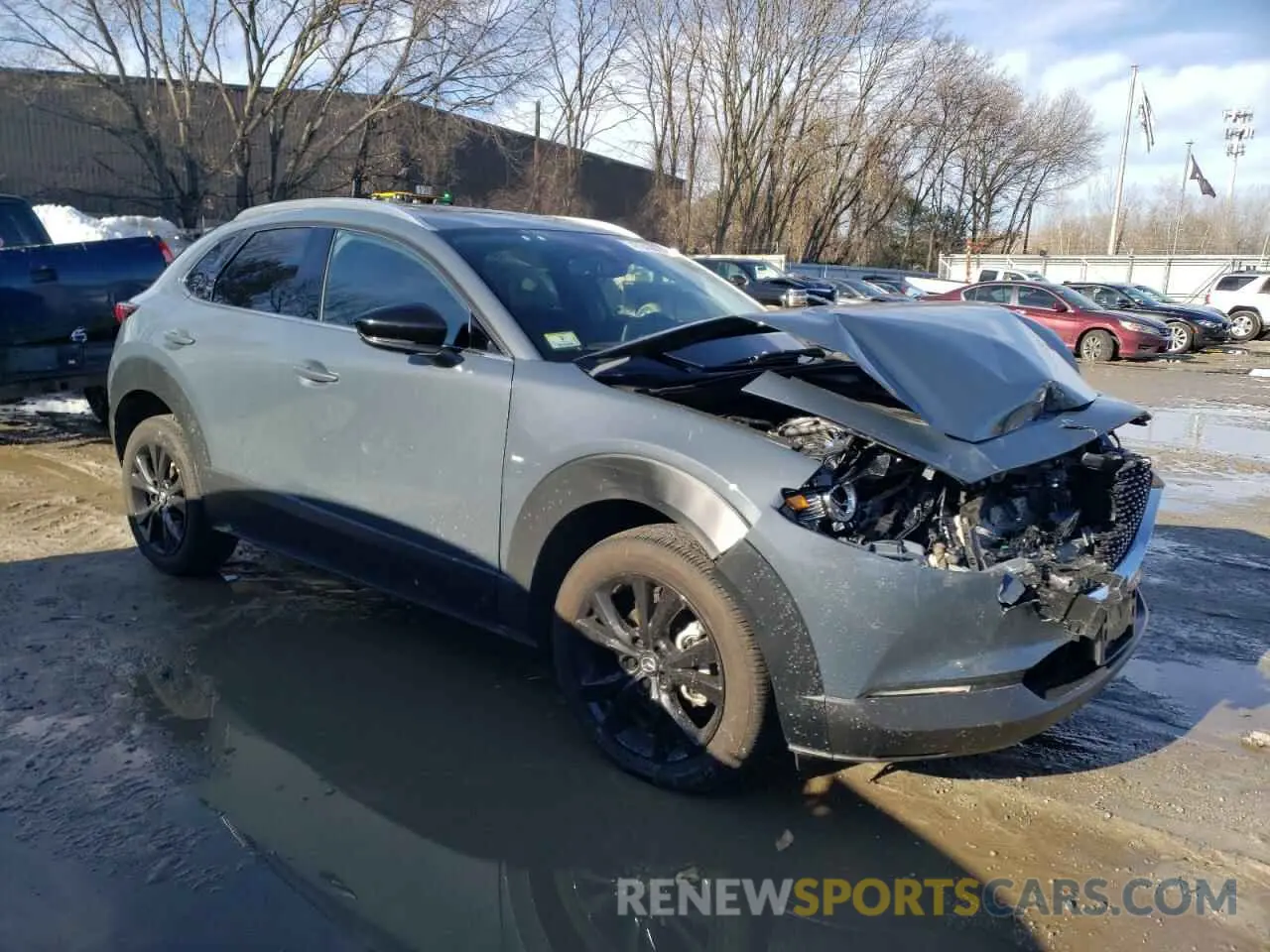 4 Photograph of a damaged car 3MVDMBEYXRM618645 MAZDA CX30 2024