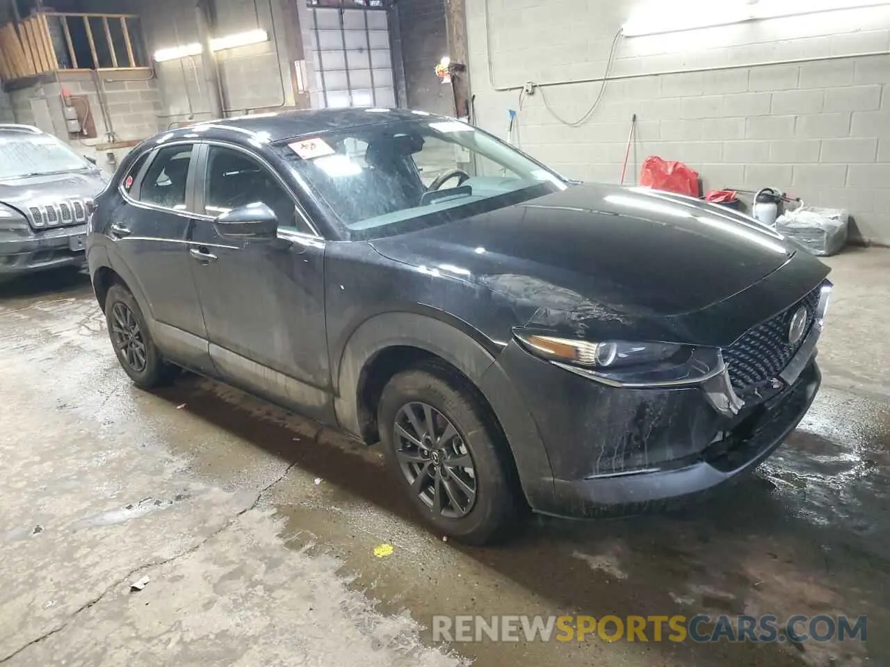 4 Photograph of a damaged car 3MVDMBAM3SM756861 MAZDA CX30 2025