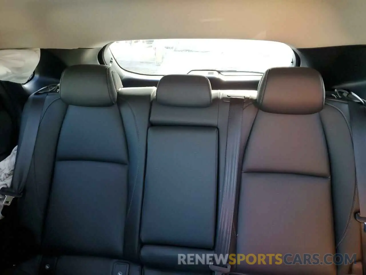 10 Photograph of a damaged car 3MVDMBBM4SM787924 MAZDA CX30 2025