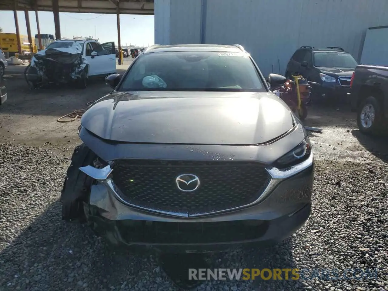 5 Photograph of a damaged car 3MVDMBBM4SM787924 MAZDA CX30 2025