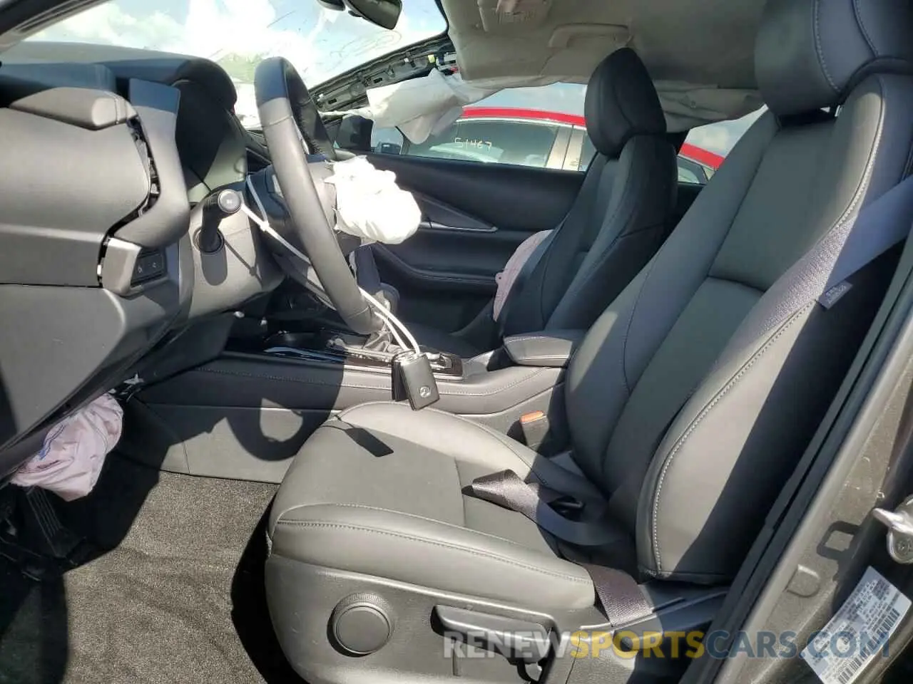 7 Photograph of a damaged car 3MVDMBBM4SM787924 MAZDA CX30 2025