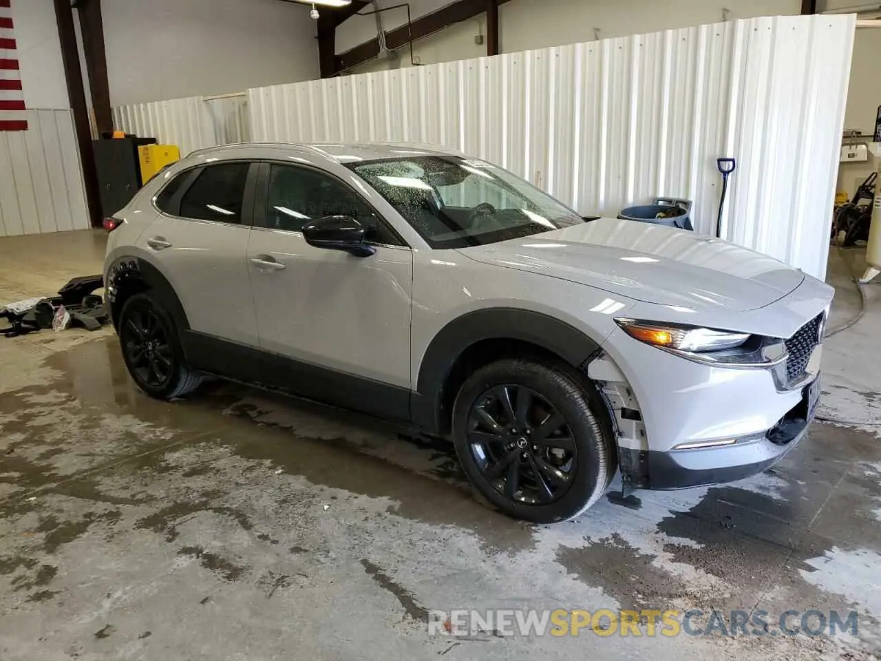 4 Photograph of a damaged car 3MVDMBBM5SM754348 MAZDA CX30 2025