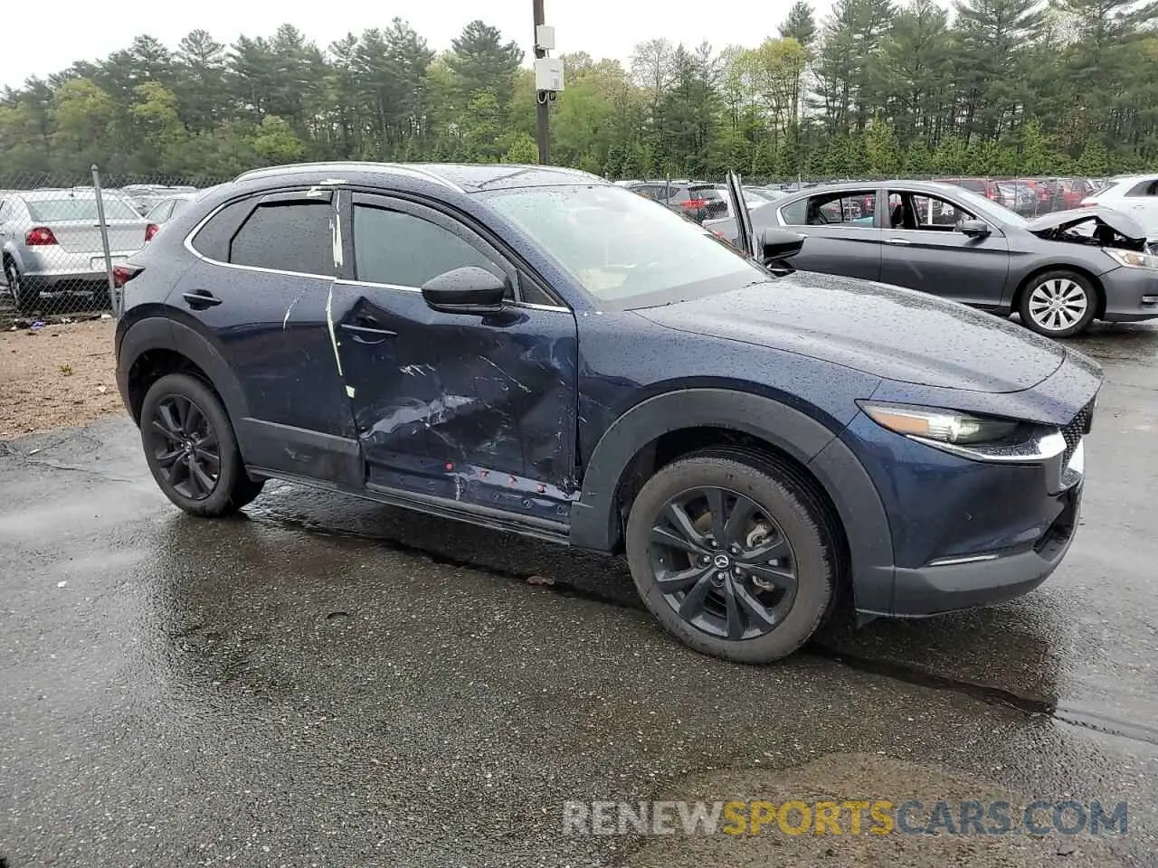 4 Photograph of a damaged car 3MVDMBBM6SM755816 MAZDA CX30 2025