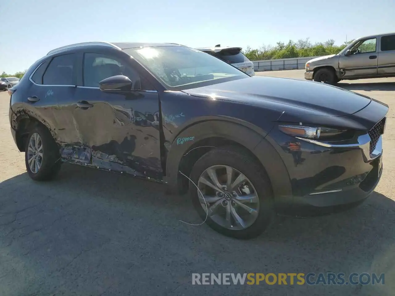 4 Photograph of a damaged car 3MVDMBCM3SM762186 MAZDA CX30 2025