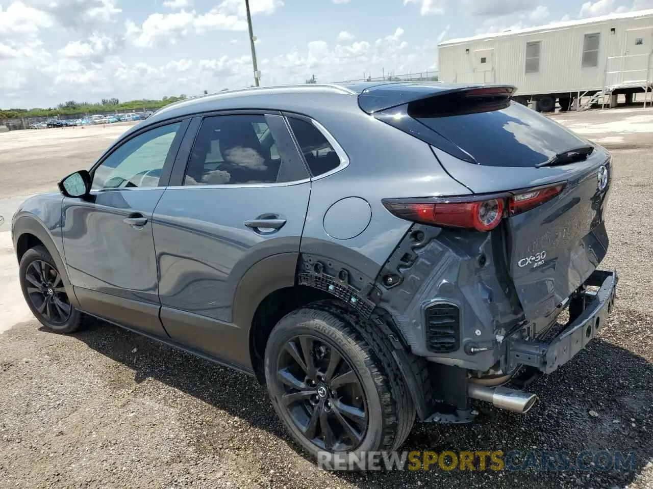 2 Photograph of a damaged car 3MVDMBCM5SM766787 MAZDA CX30 2025
