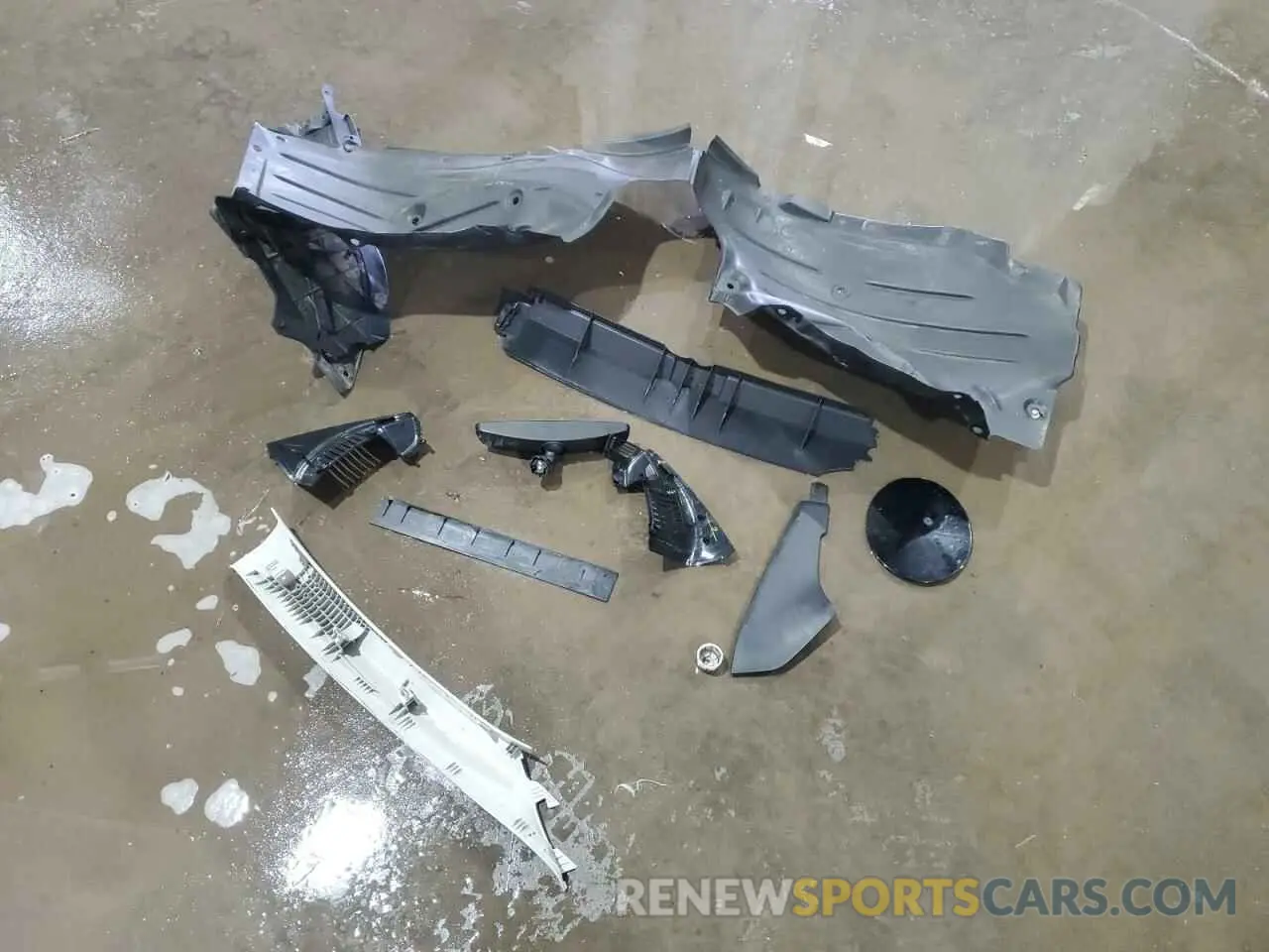 13 Photograph of a damaged car 3MVDMBCM6SM790368 MAZDA CX30 2025