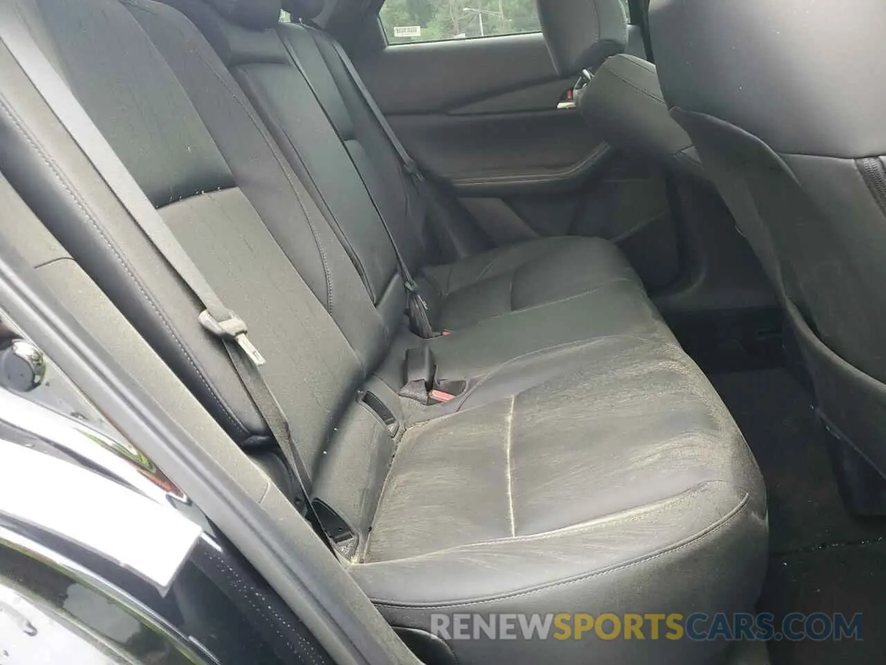 11 Photograph of a damaged car 3MVDMBCM9SM801668 MAZDA CX30 2025