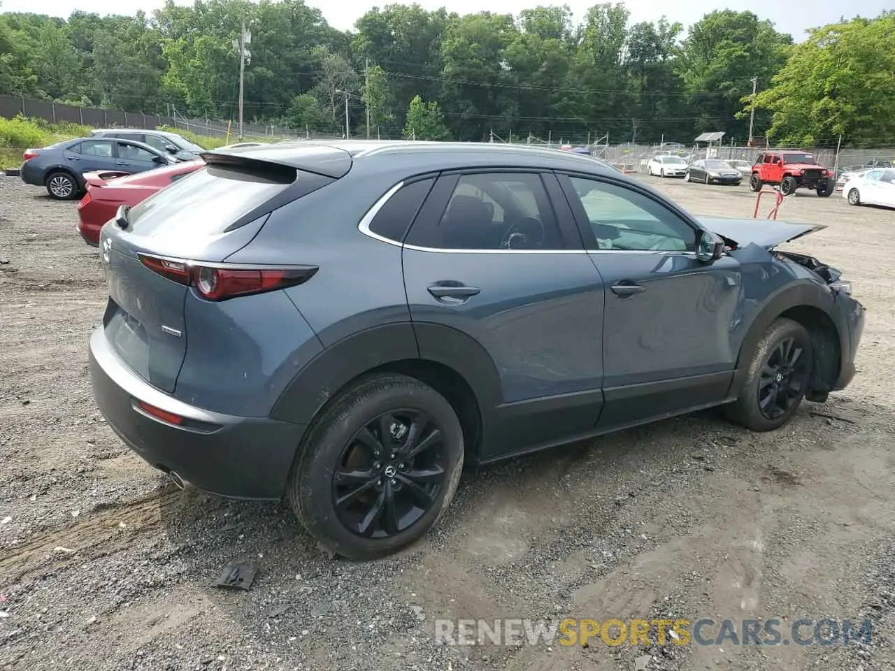 3 Photograph of a damaged car 3MVDMBCMXSM800738 MAZDA CX30 2025
