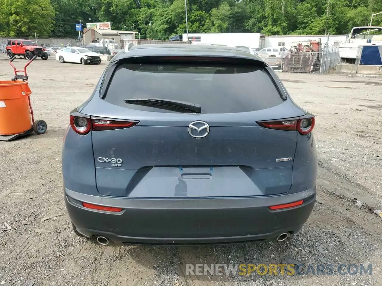 6 Photograph of a damaged car 3MVDMBCMXSM800738 MAZDA CX30 2025