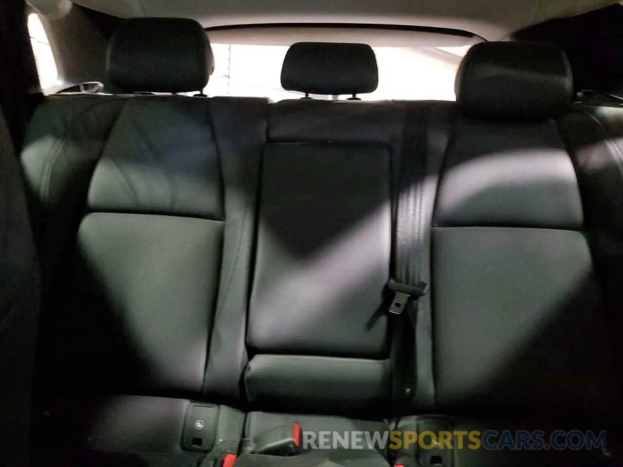 10 Photograph of a damaged car 3MVDMBDM4SM764141 MAZDA CX30 2025