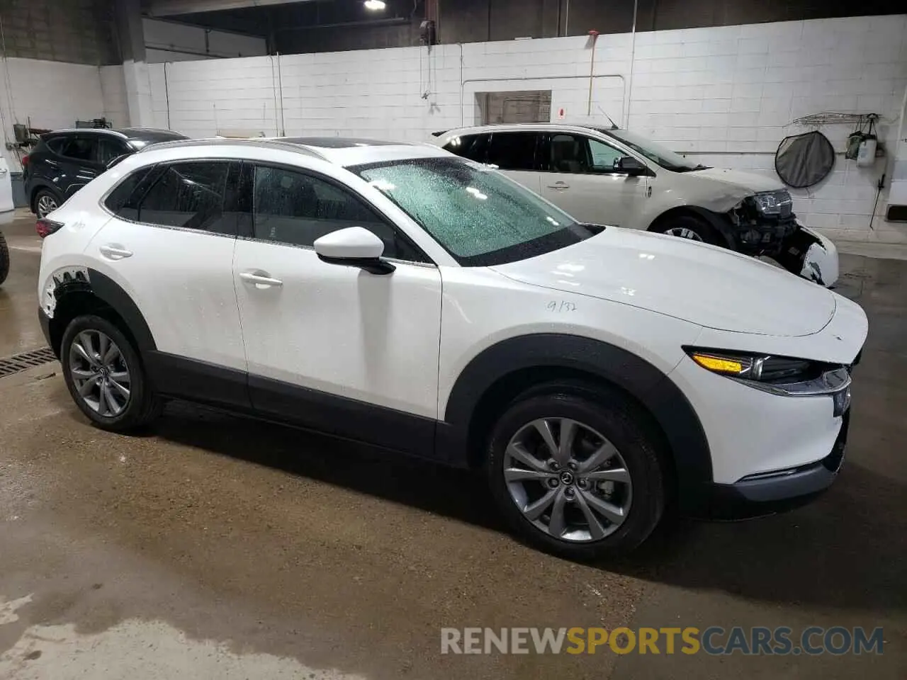 4 Photograph of a damaged car 3MVDMBDM9SM779993 MAZDA CX30 2025