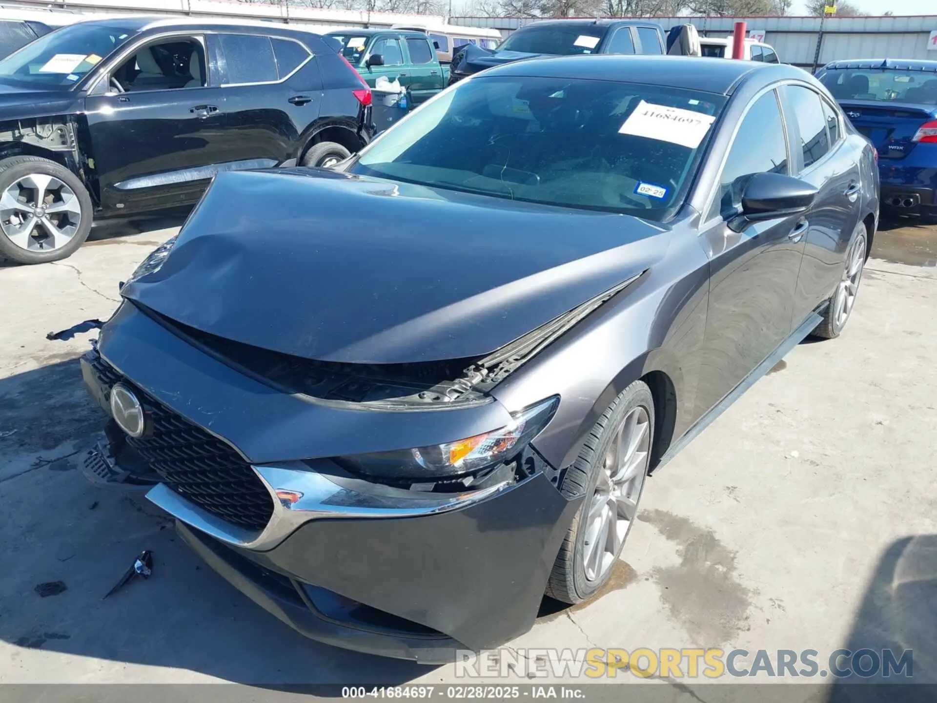 2 Photograph of a damaged car 3MZBPAAL0KM105508 MAZDA MAZDA3 2019