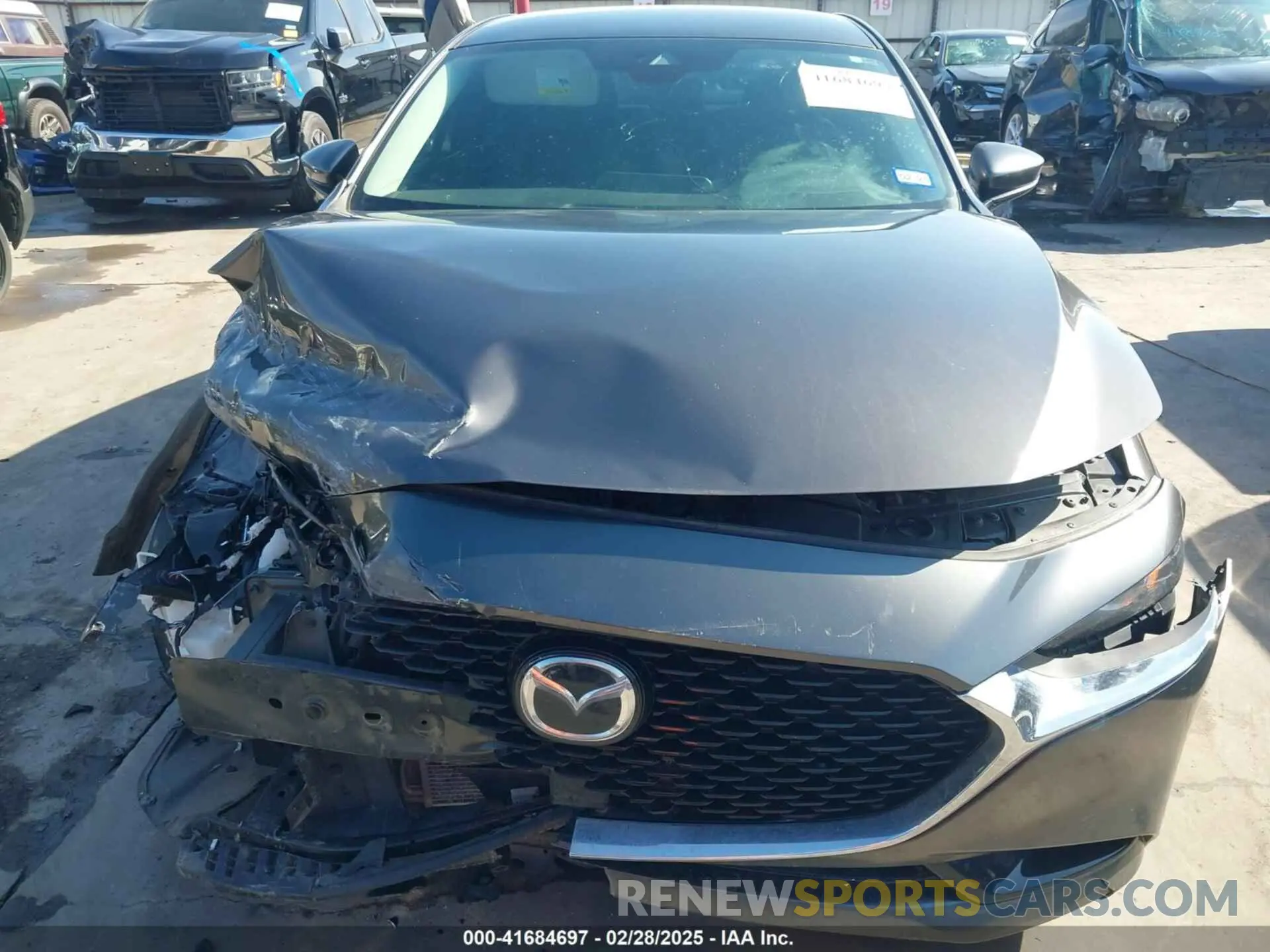 6 Photograph of a damaged car 3MZBPAAL0KM105508 MAZDA MAZDA3 2019