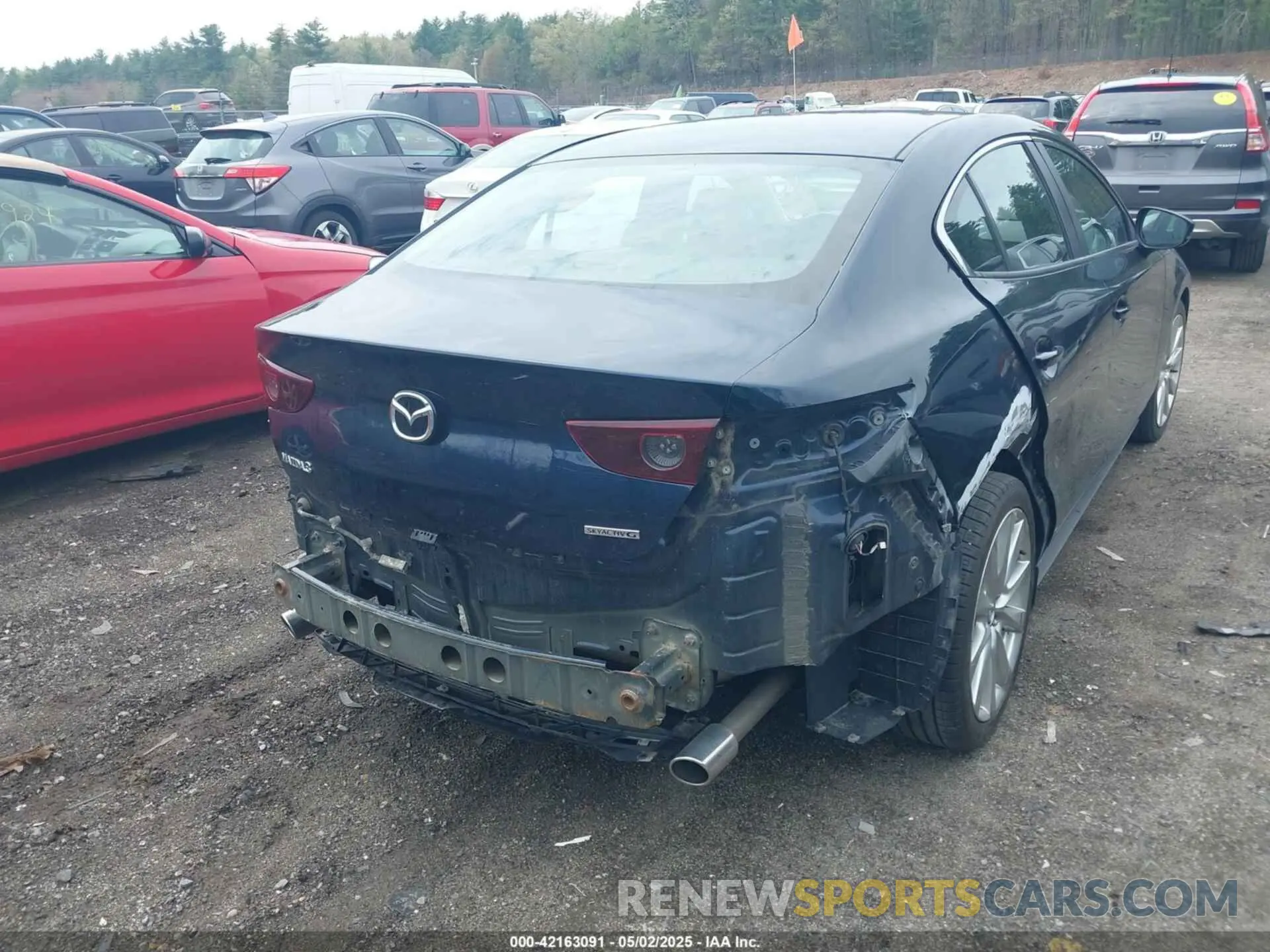 17 Photograph of a damaged car 3MZBPAAL0KM107842 MAZDA MAZDA3 2019
