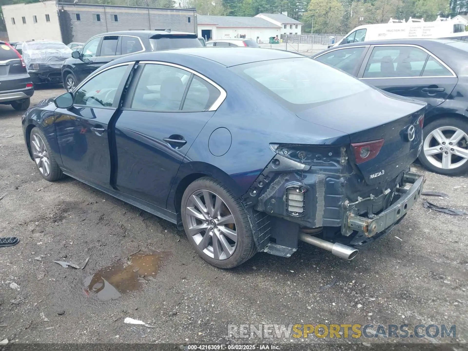 3 Photograph of a damaged car 3MZBPAAL0KM107842 MAZDA MAZDA3 2019