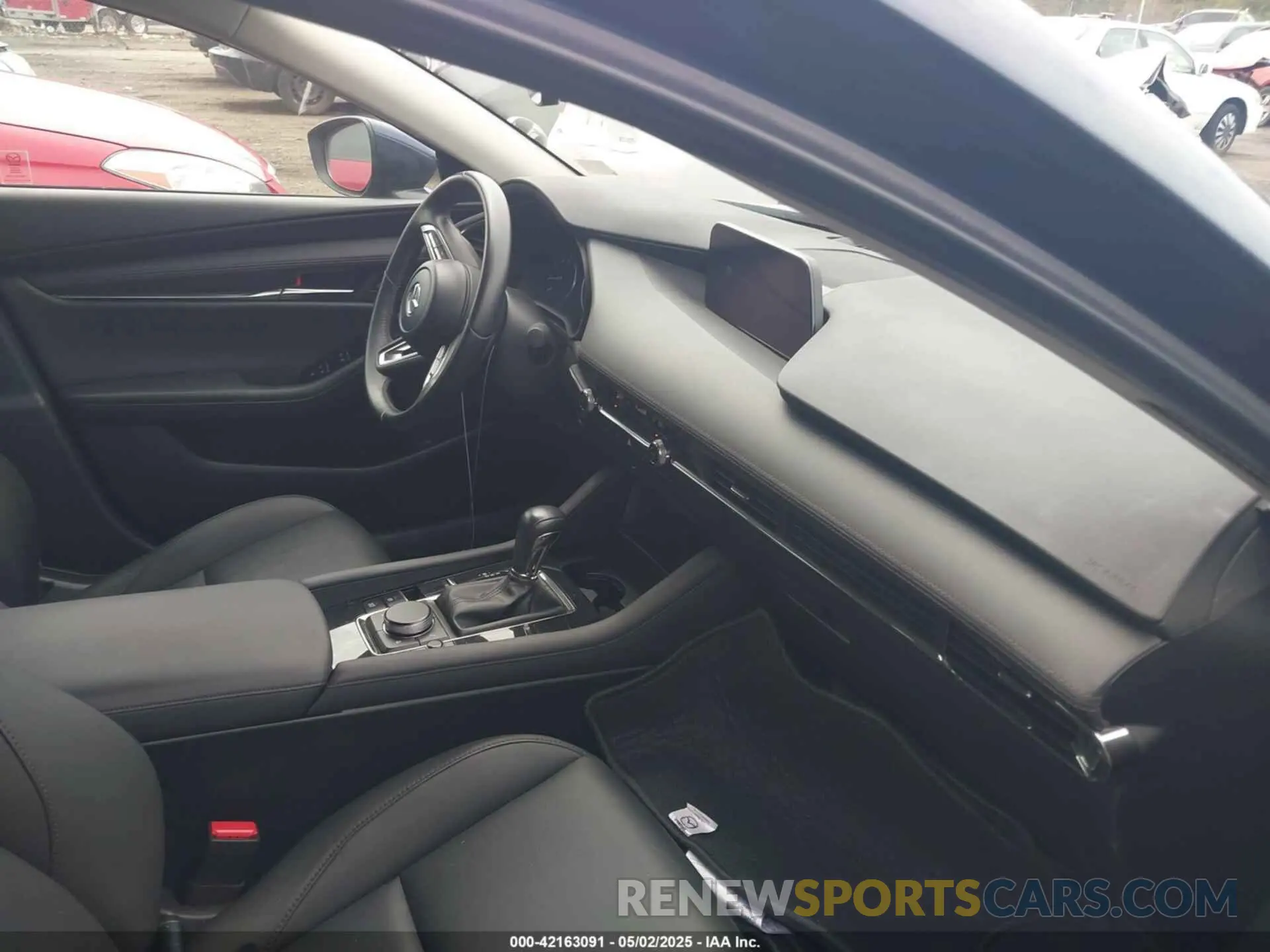 5 Photograph of a damaged car 3MZBPAAL0KM107842 MAZDA MAZDA3 2019