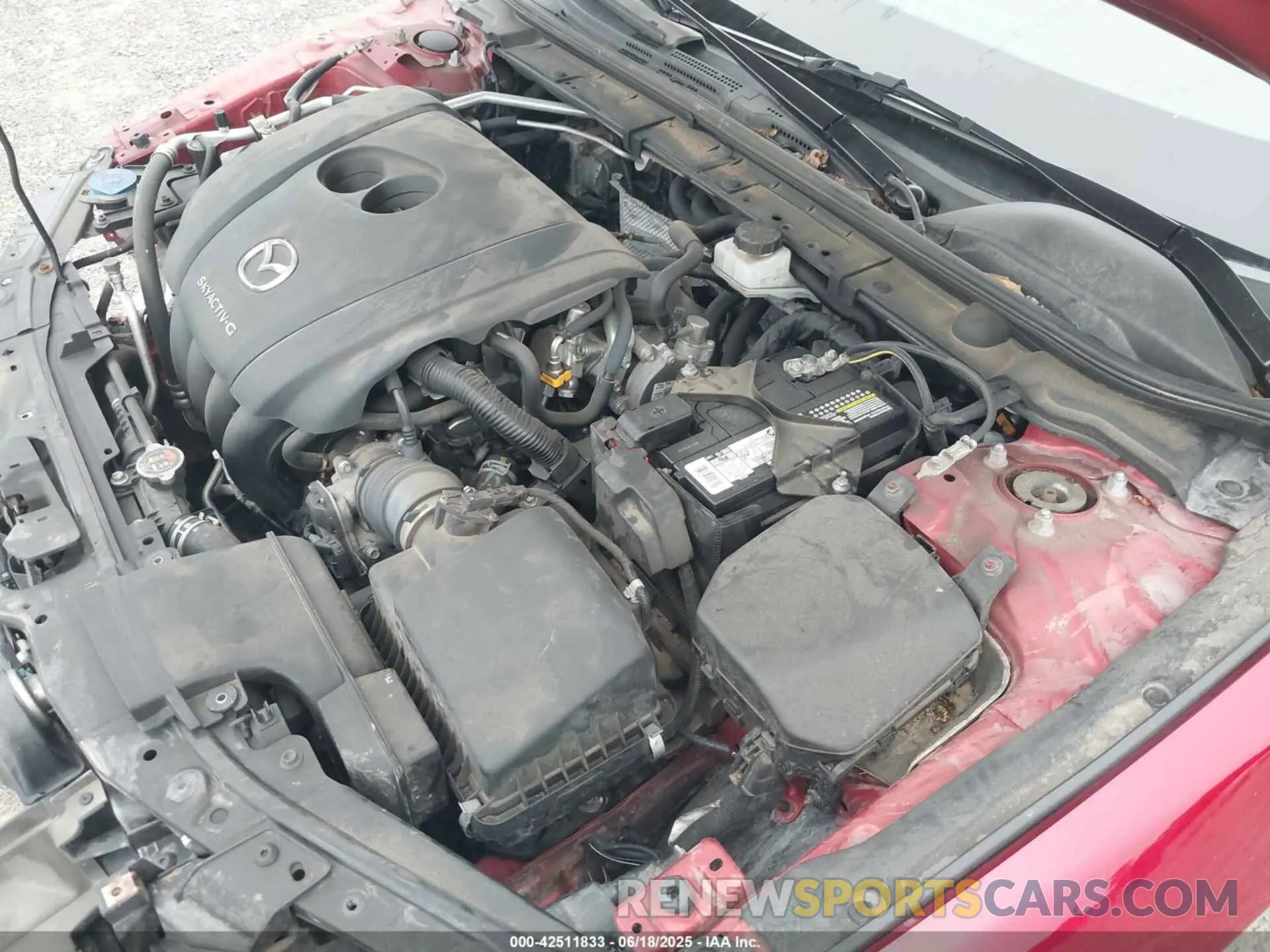 10 Photograph of a damaged car 3MZBPAAL7KM110480 MAZDA MAZDA3 2019