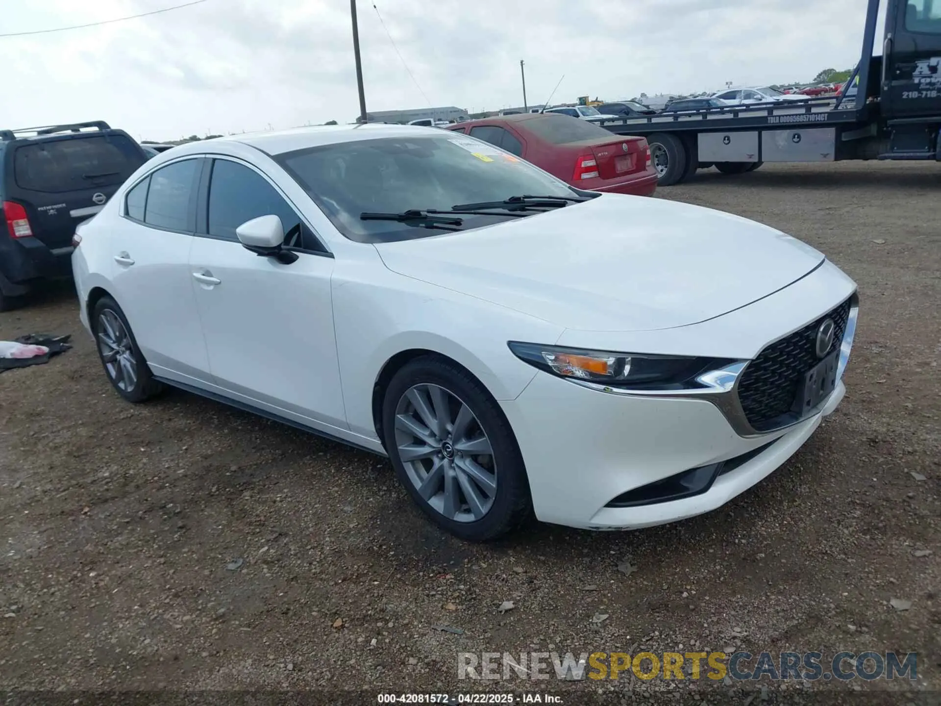 1 Photograph of a damaged car 3MZBPAAL9KM105989 MAZDA MAZDA3 2019